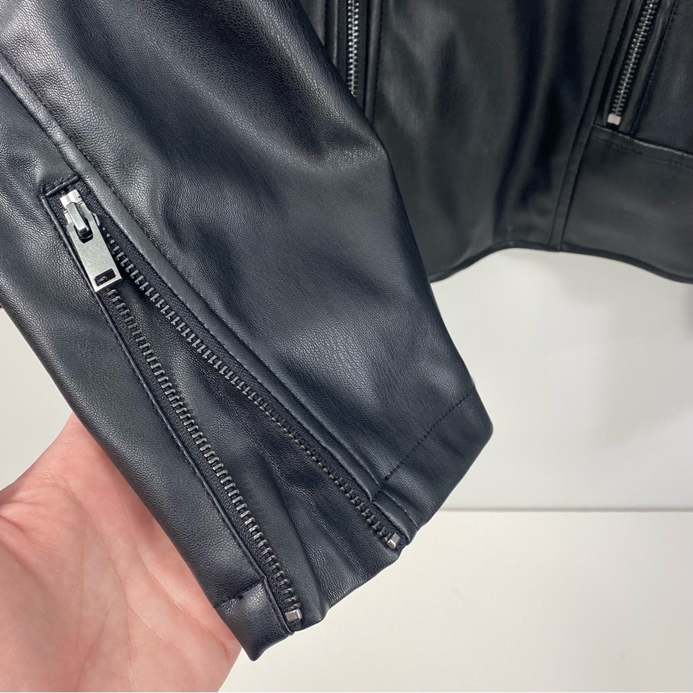 Apt. 9 Sleek Black Vegan Faux Leather Moto Biker Bomber Racing Style Jacket L - Picture 5 of 10